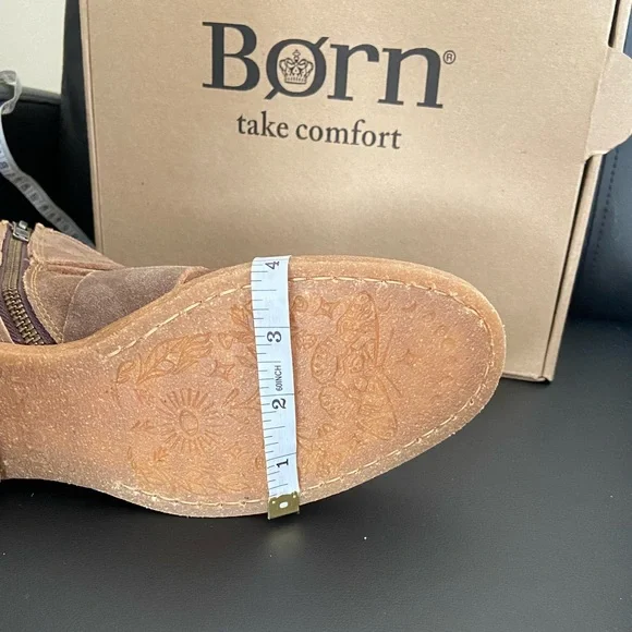 NEW Born Distressed Taupe Leather Ankle Booties Boots Brown Tan Women’s 8 M NIB - Picture 7 of 13